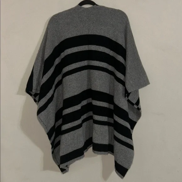 Gray & black cashmere shawl cape one size